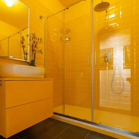 Teatro Toledo 272 Couette-café 4*