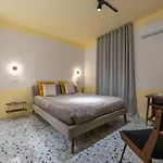 Teatro Toledo 272 Отель типа 