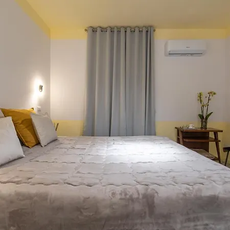 Bed & Breakfast Teatro Toledo 272 *